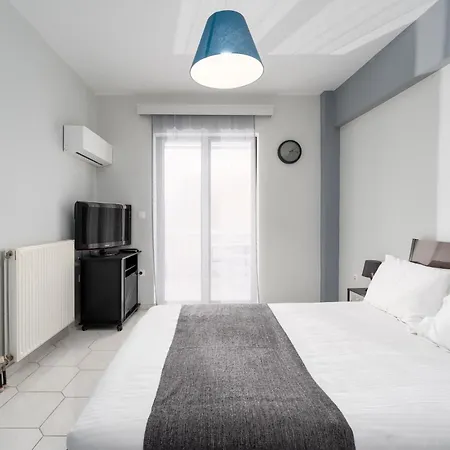 Thalori Akra Escape * Paralia Akratas
