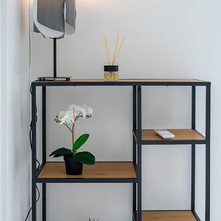 Thalori Akra Escape *