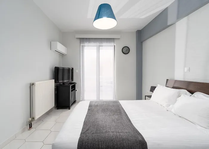 Thalori Akra Escape * Paralia Akratas